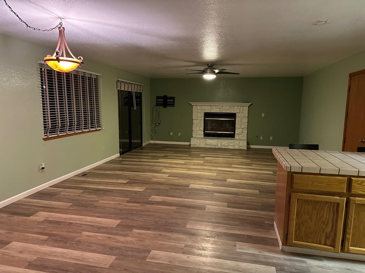 Detail Gallery Image 12 of 37 For 1670 Sausalito Dr, Hollister,  CA 95023 - 3 Beds | 2 Baths