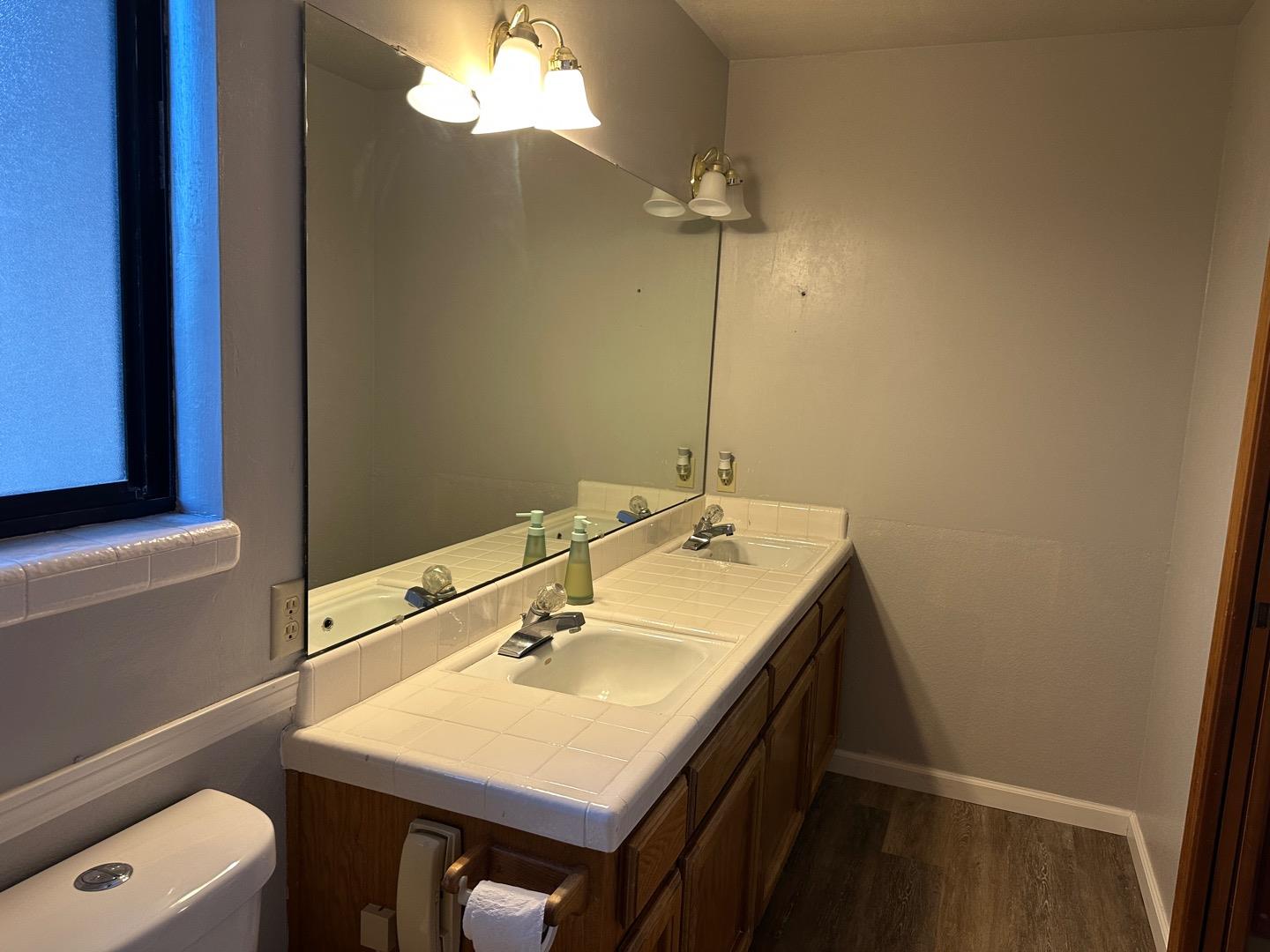 Detail Gallery Image 29 of 37 For 1670 Sausalito Dr, Hollister,  CA 95023 - 3 Beds | 2 Baths