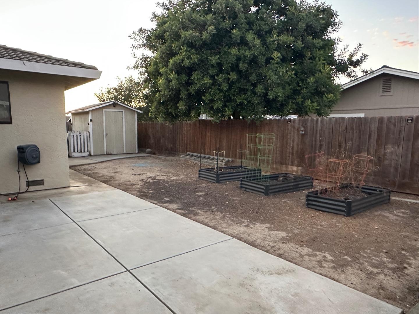 Detail Gallery Image 34 of 37 For 1670 Sausalito Dr, Hollister,  CA 95023 - 3 Beds | 2 Baths