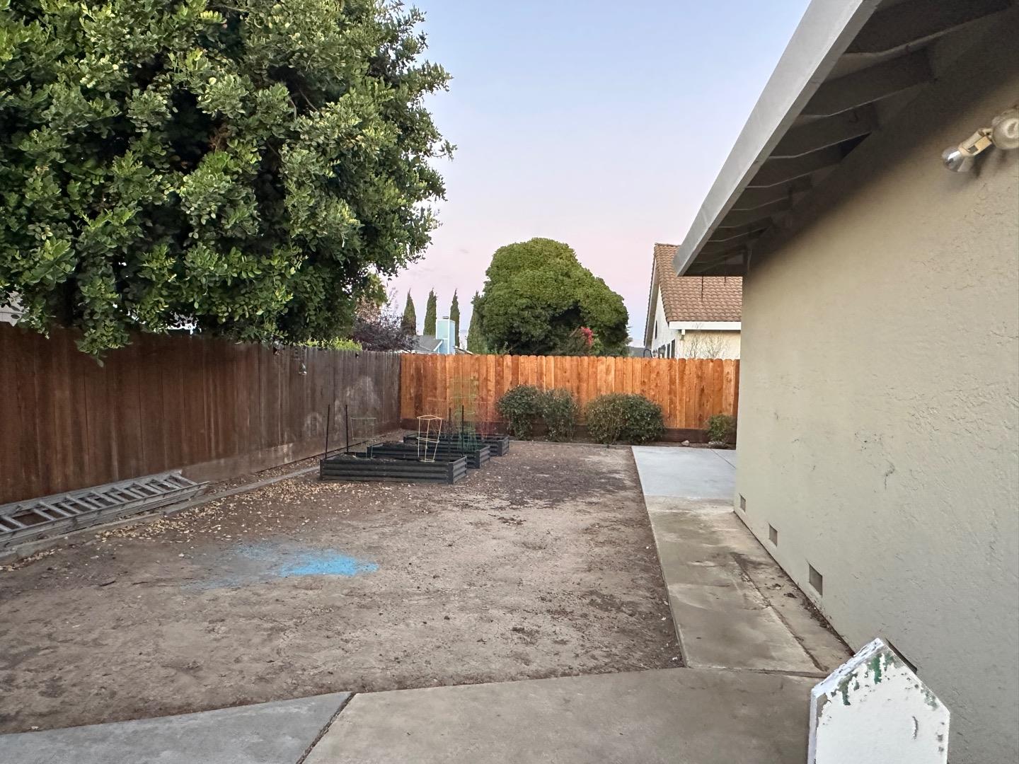 Detail Gallery Image 35 of 37 For 1670 Sausalito Dr, Hollister,  CA 95023 - 3 Beds | 2 Baths