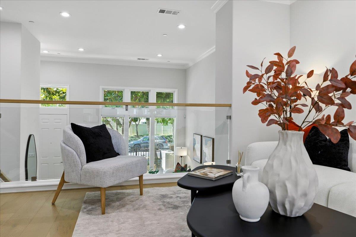 Detail Gallery Image 18 of 57 For 1190 Morse Ave, Sunnyvale,  CA 94089 - 3 Beds | 2/1 Baths