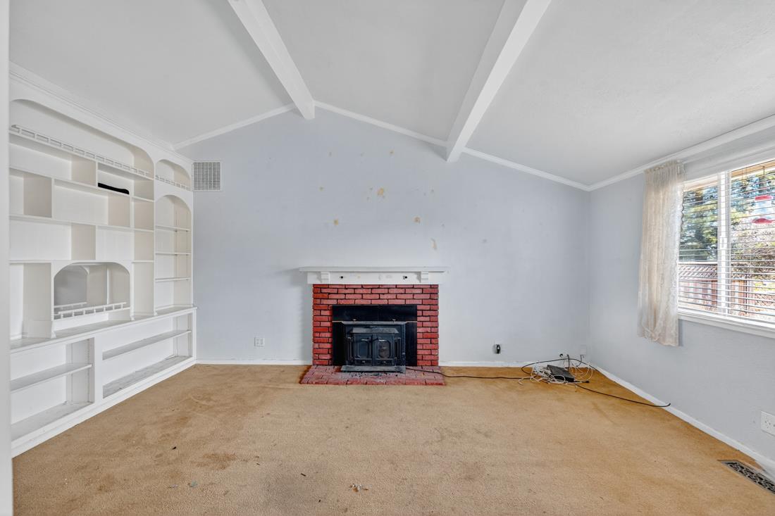 Detail Gallery Image 15 of 39 For 10451 Finch Ave, Cupertino,  CA 95014 - 3 Beds | 1/1 Baths