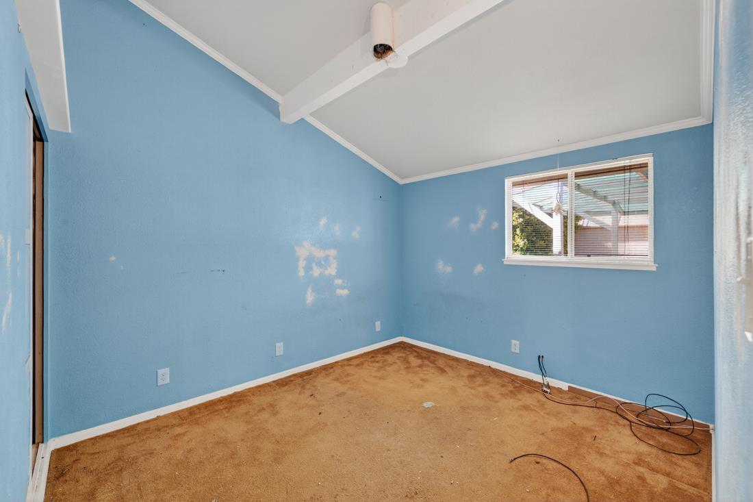 Detail Gallery Image 28 of 39 For 10451 Finch Ave, Cupertino,  CA 95014 - 3 Beds | 1/1 Baths