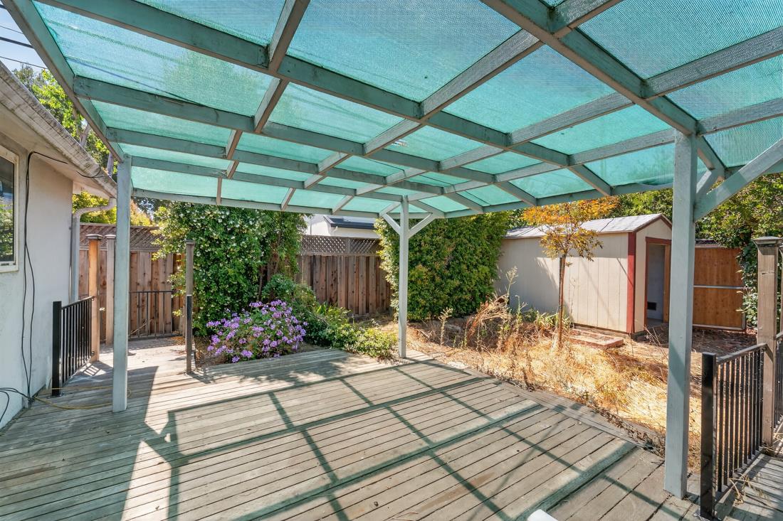 Detail Gallery Image 33 of 39 For 10451 Finch Ave, Cupertino,  CA 95014 - 3 Beds | 1/1 Baths