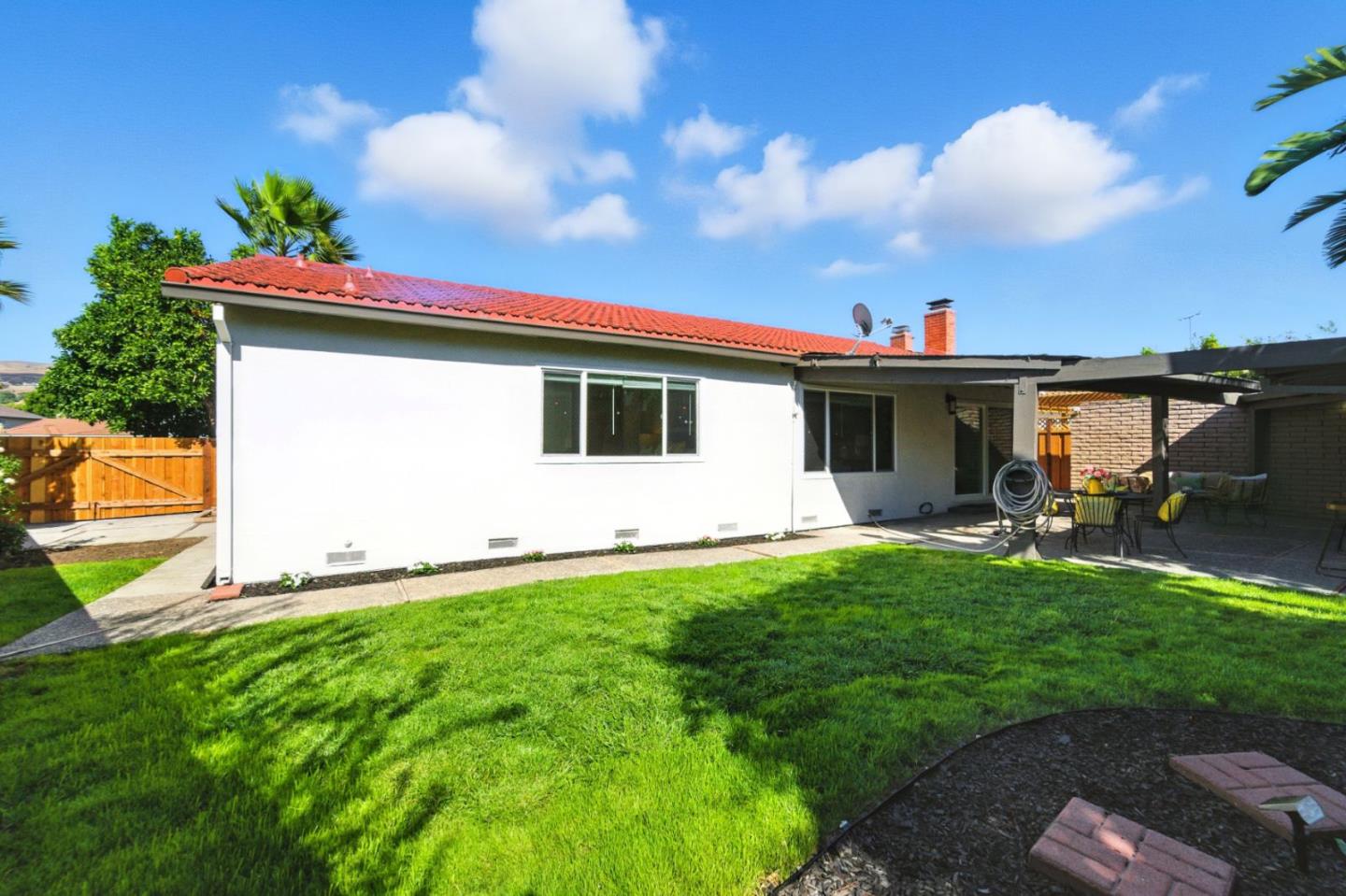 Detail Gallery Image 27 of 32 For 3170 Shriver Dr, San Jose,  CA 95132 - 3 Beds | 2 Baths