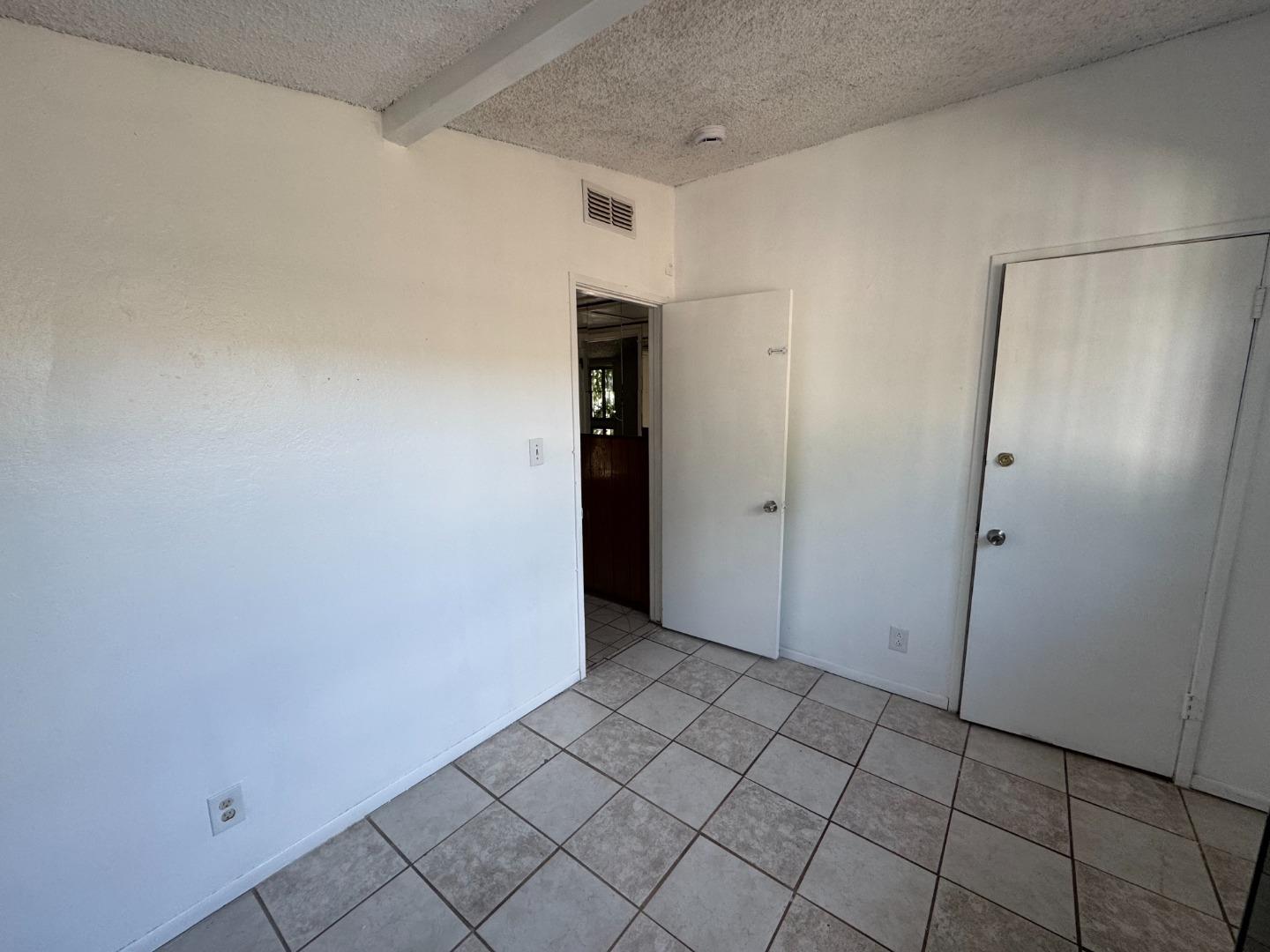Detail Gallery Image 10 of 18 For 1519 Orlando Dr, San Jose,  CA 95122 - 4 Beds | 2 Baths