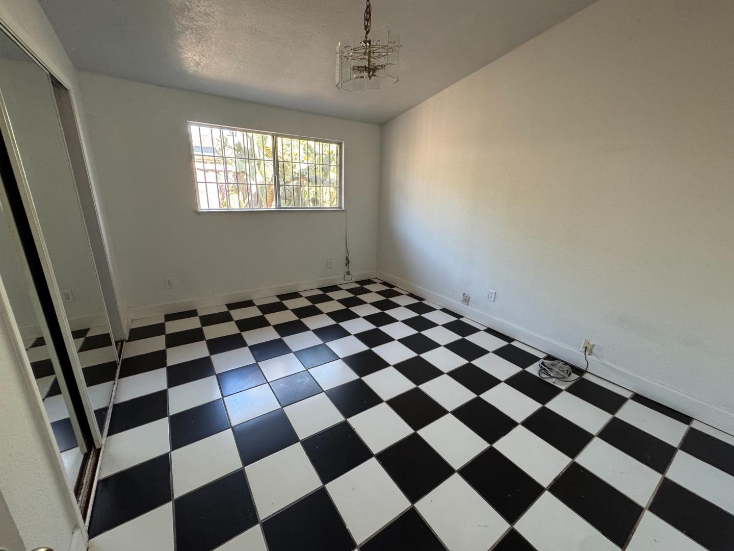 Detail Gallery Image 13 of 18 For 1519 Orlando Dr, San Jose,  CA 95122 - 4 Beds | 2 Baths
