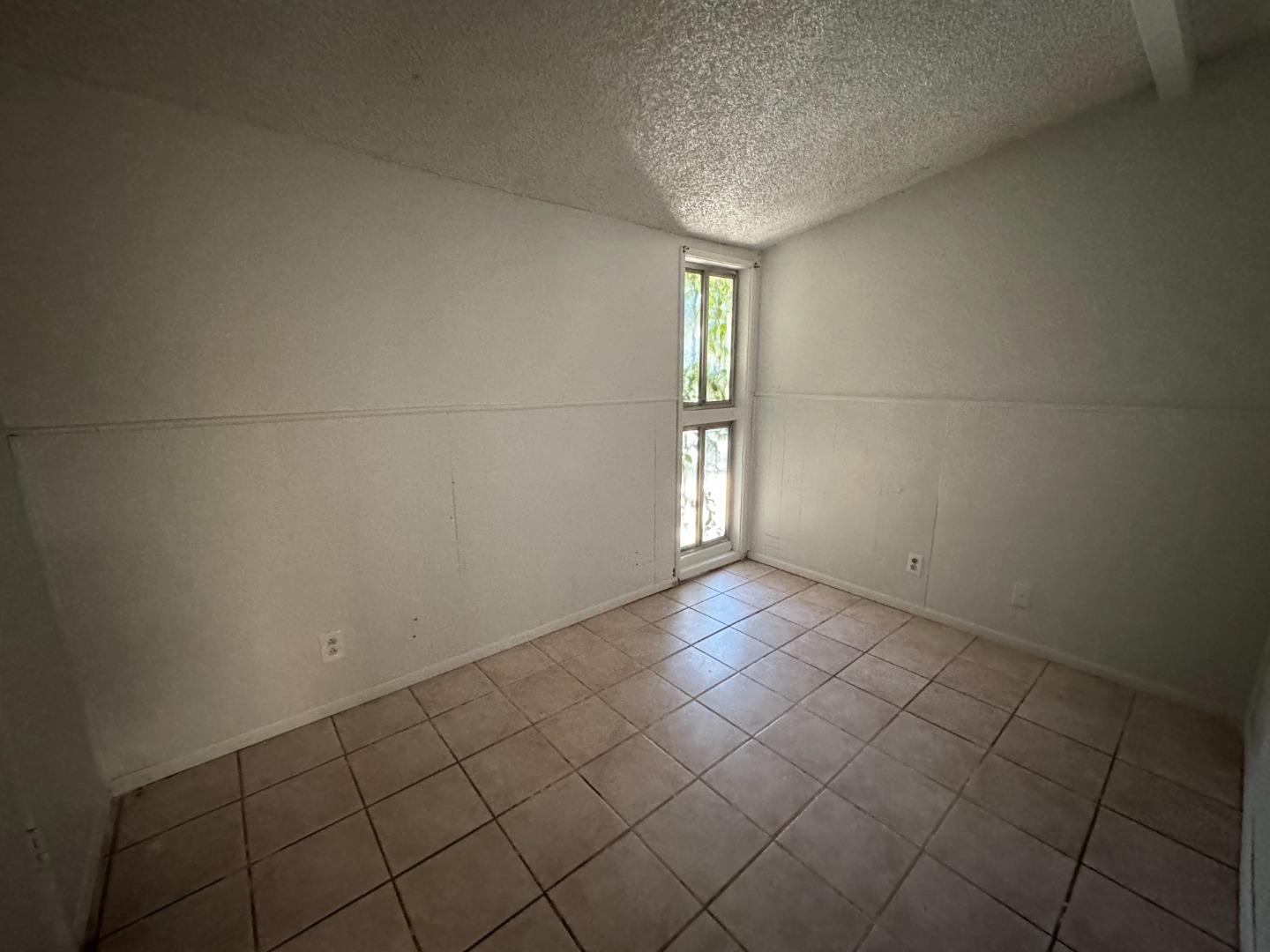 Detail Gallery Image 14 of 18 For 1519 Orlando Dr, San Jose,  CA 95122 - 4 Beds | 2 Baths