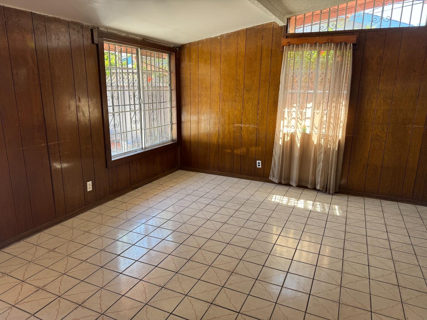 Detail Gallery Image 2 of 18 For 1519 Orlando Dr, San Jose,  CA 95122 - 4 Beds | 2 Baths