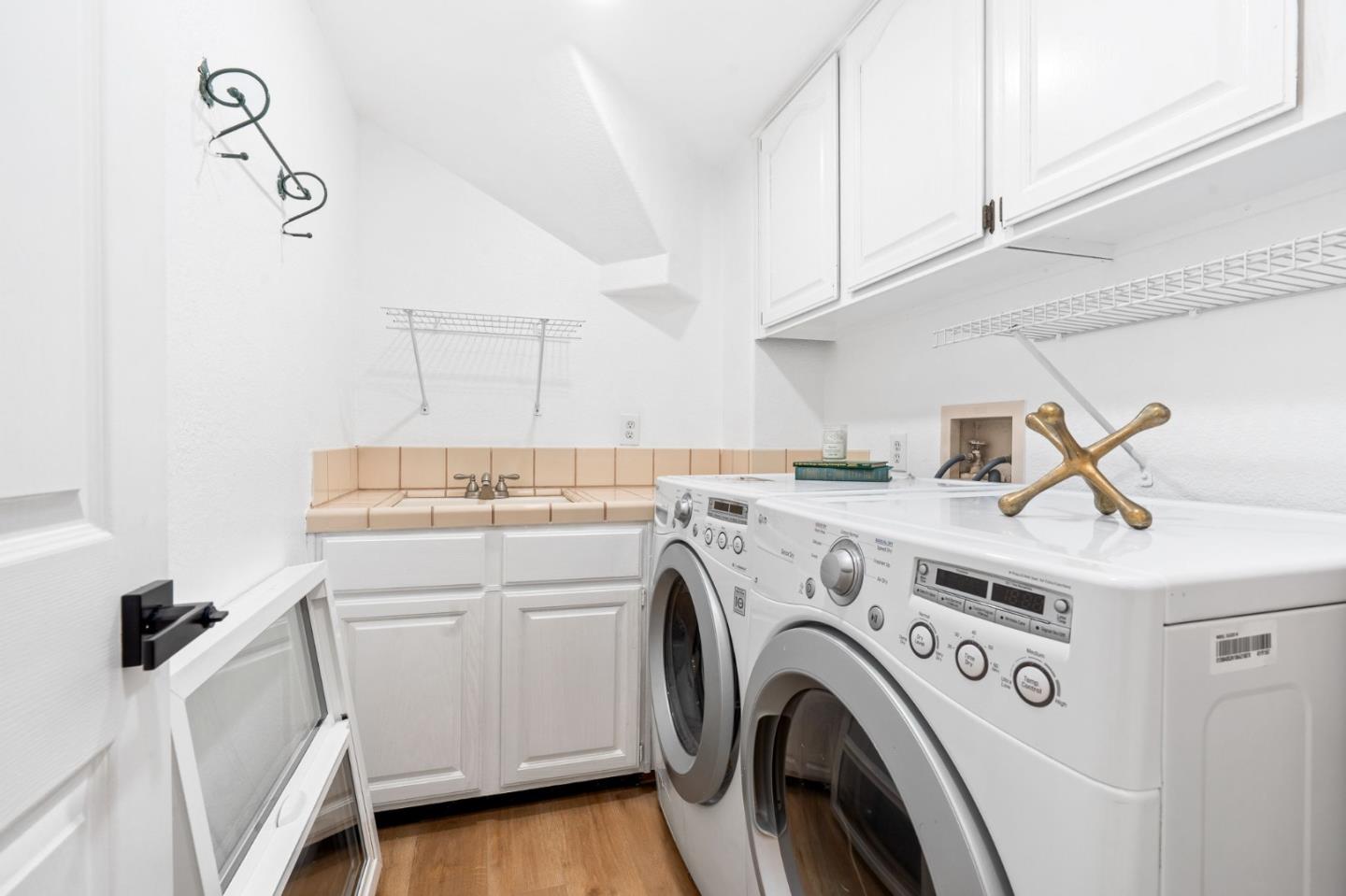 Detail Gallery Image 19 of 52 For 205 Majorca Dr, San Ramon,  CA 94582 - 4 Beds | 2/1 Baths