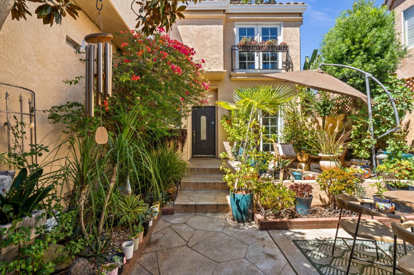 Detail Gallery Image 3 of 52 For 205 Majorca Dr, San Ramon,  CA 94582 - 4 Beds | 2/1 Baths