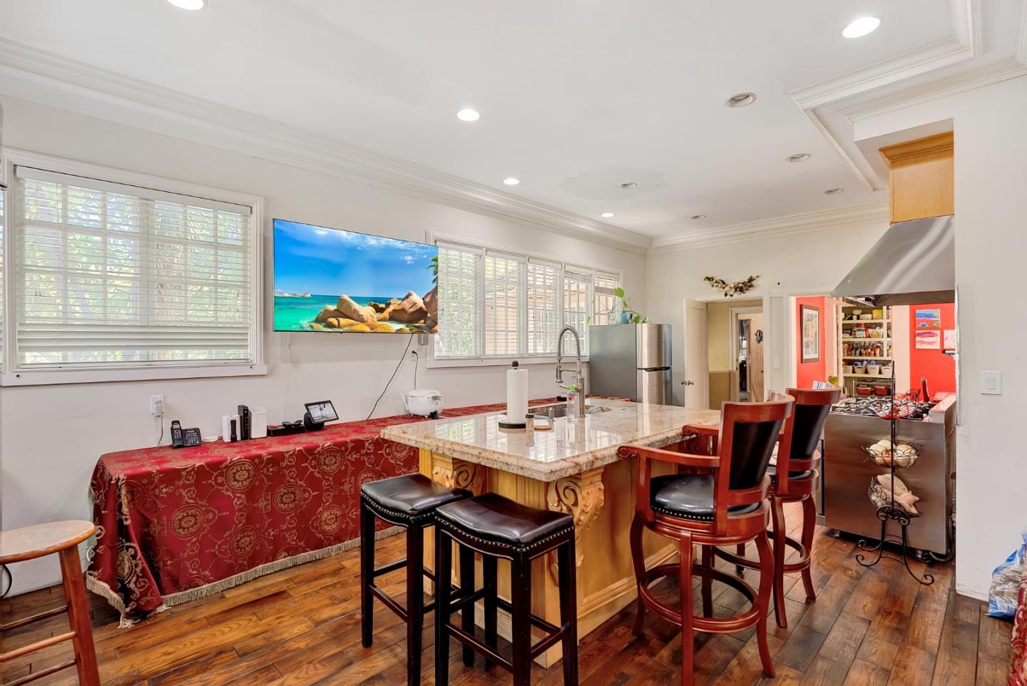 Detail Gallery Image 33 of 92 For 1190 Emory St, San Jose,  CA 95126 - 6 Beds | 3/2 Baths