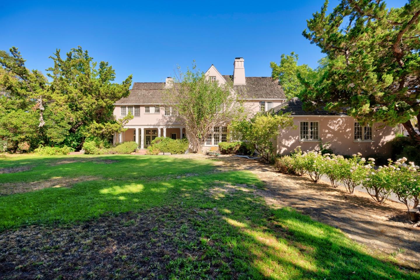 Detail Gallery Image 39 of 92 For 1190 Emory St, San Jose,  CA 95126 - 6 Beds | 3/2 Baths