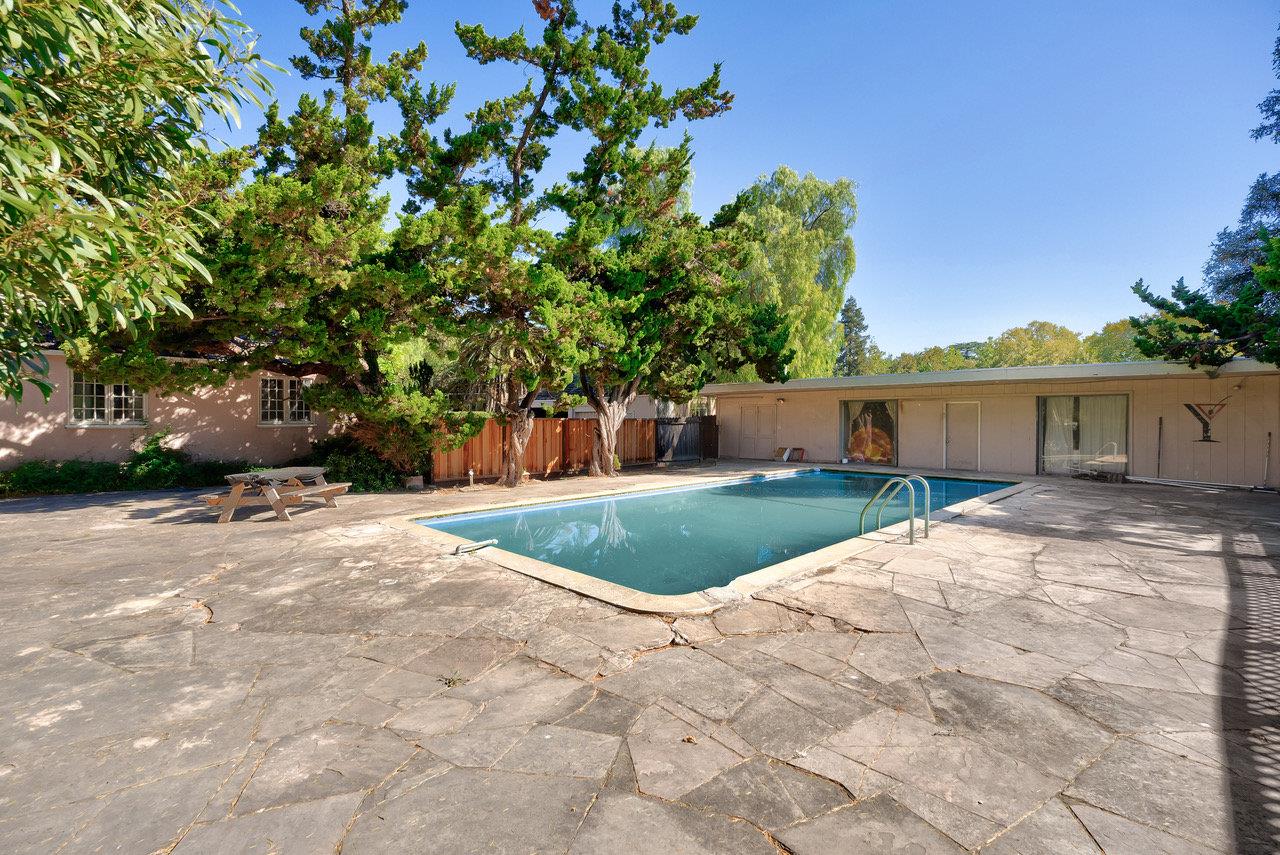 Detail Gallery Image 41 of 92 For 1190 Emory St, San Jose,  CA 95126 - 6 Beds | 3/2 Baths