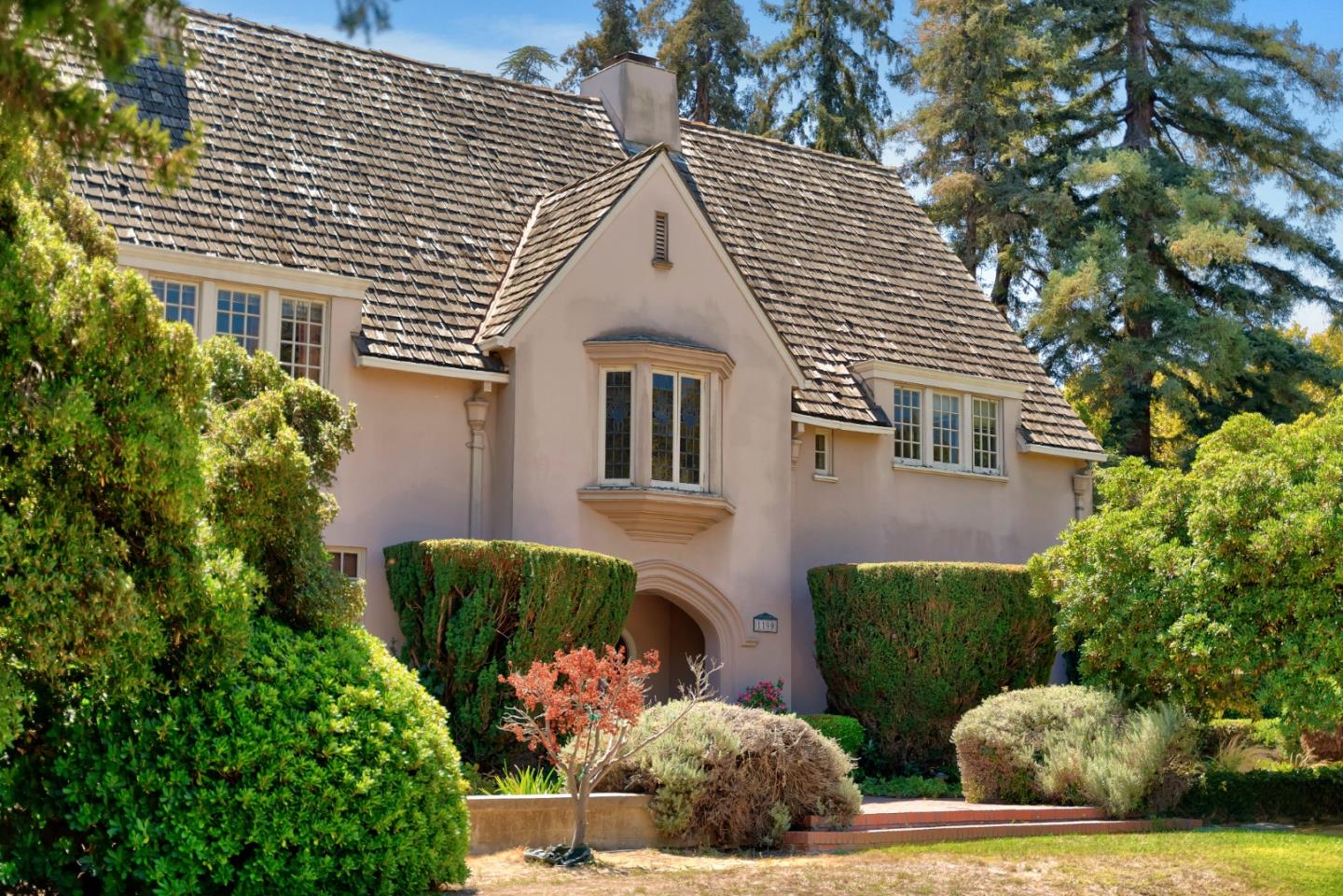 Detail Gallery Image 50 of 92 For 1190 Emory St, San Jose,  CA 95126 - 6 Beds | 3/2 Baths