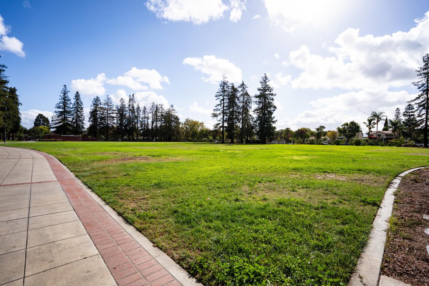 Detail Gallery Image 78 of 92 For 1190 Emory St, San Jose,  CA 95126 - 6 Beds | 3/2 Baths