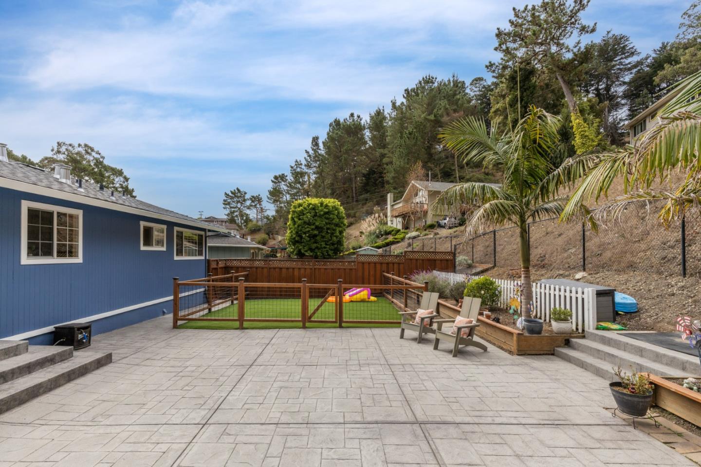 Detail Gallery Image 9 of 24 For 1048 Banyan Way, Pacifica,  CA 94044 - 4 Beds | 2 Baths