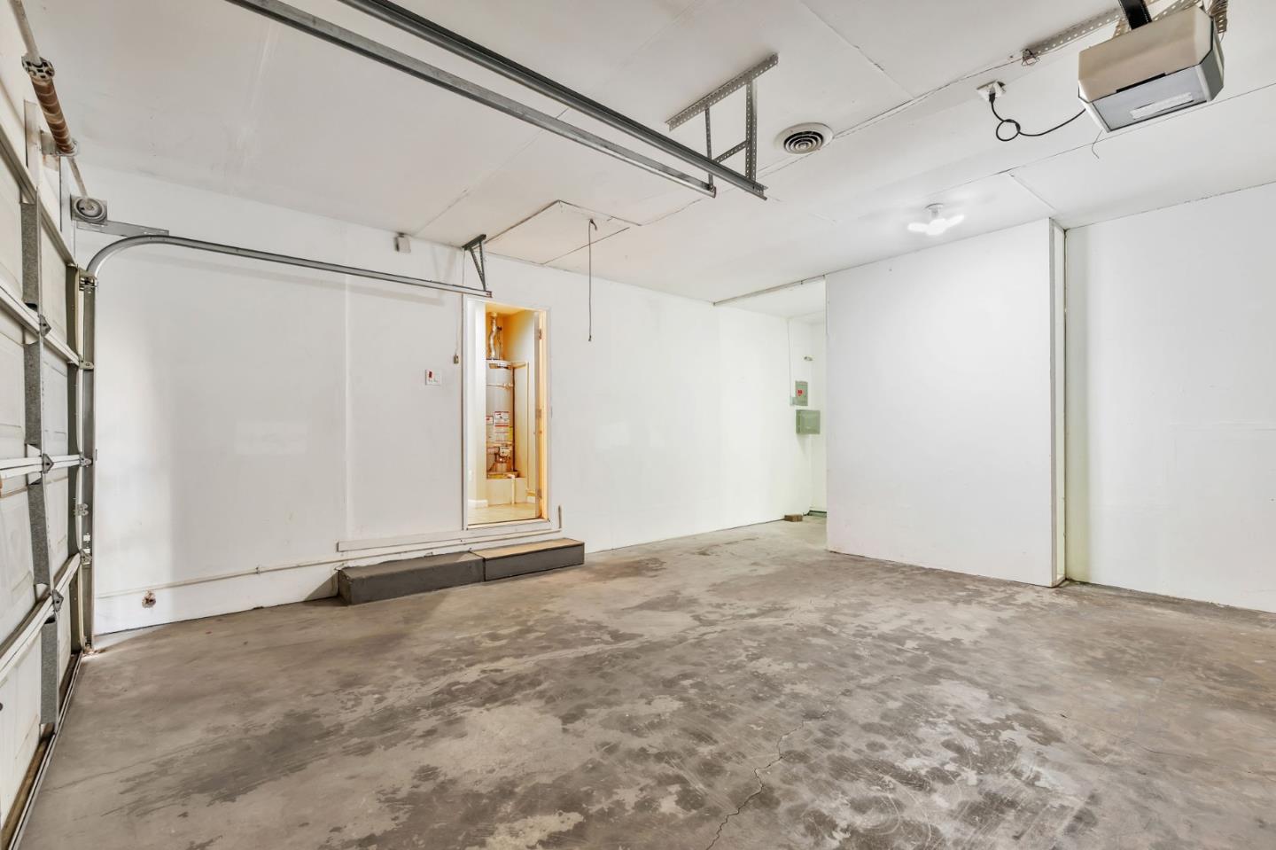 Detail Gallery Image 20 of 24 For 2624 N Center St, Stockton,  CA 95204 - 4 Beds | 2 Baths