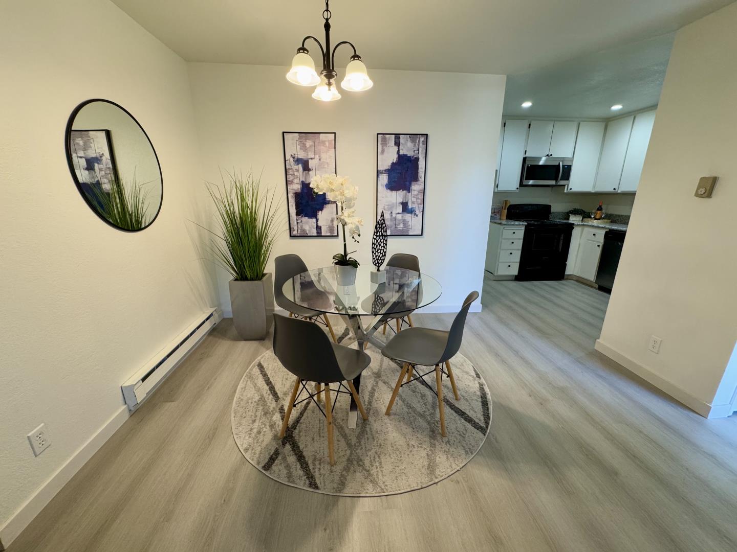 Detail Gallery Image 4 of 11 For 1055 N Capitol Ave #165,  San Jose,  CA 95133 - 2 Beds | 2 Baths