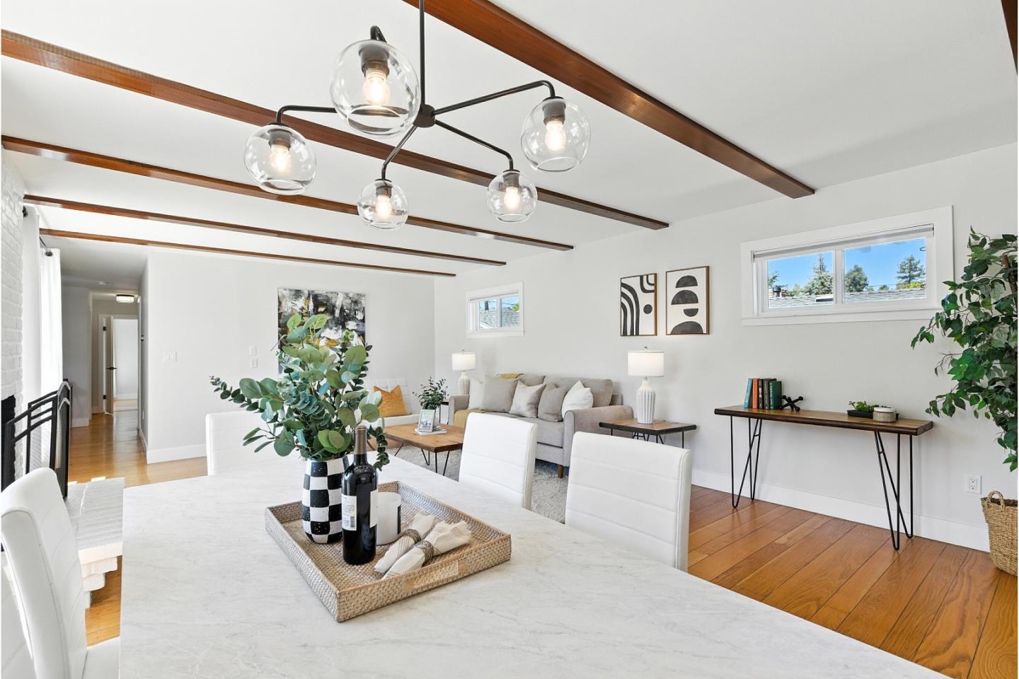 Detail Gallery Image 11 of 56 For 2020 Helena Way, Redwood City,  CA 94061 - 4 Beds | 2 Baths