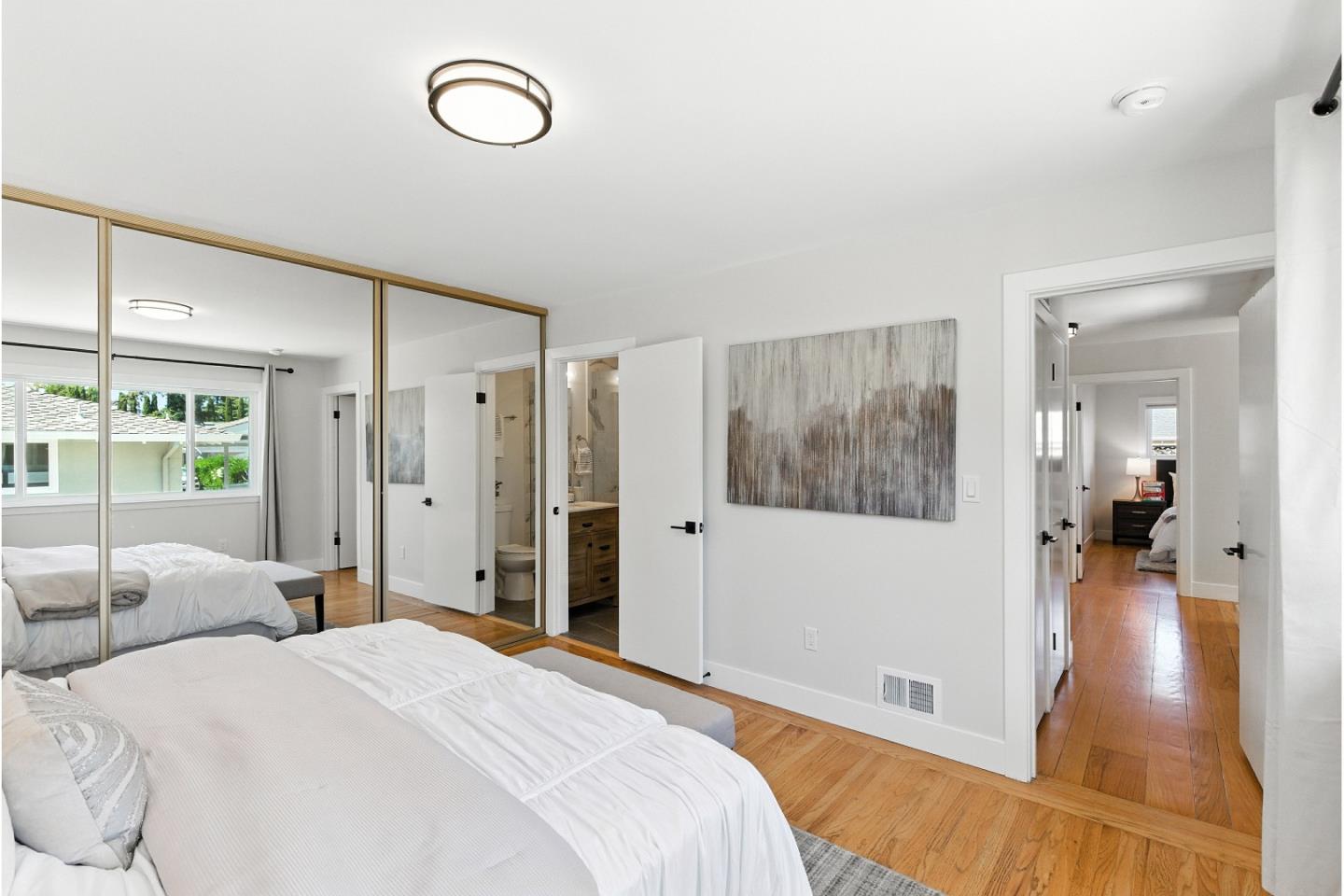 Detail Gallery Image 20 of 56 For 2020 Helena Way, Redwood City,  CA 94061 - 4 Beds | 2 Baths