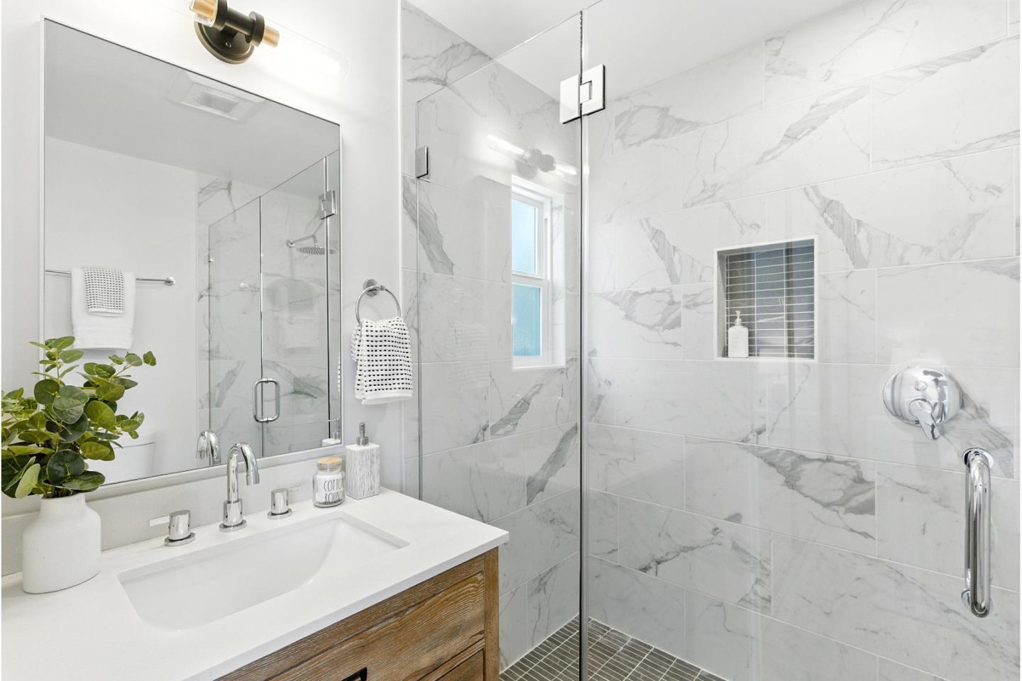 Detail Gallery Image 21 of 56 For 2020 Helena Way, Redwood City,  CA 94061 - 4 Beds | 2 Baths
