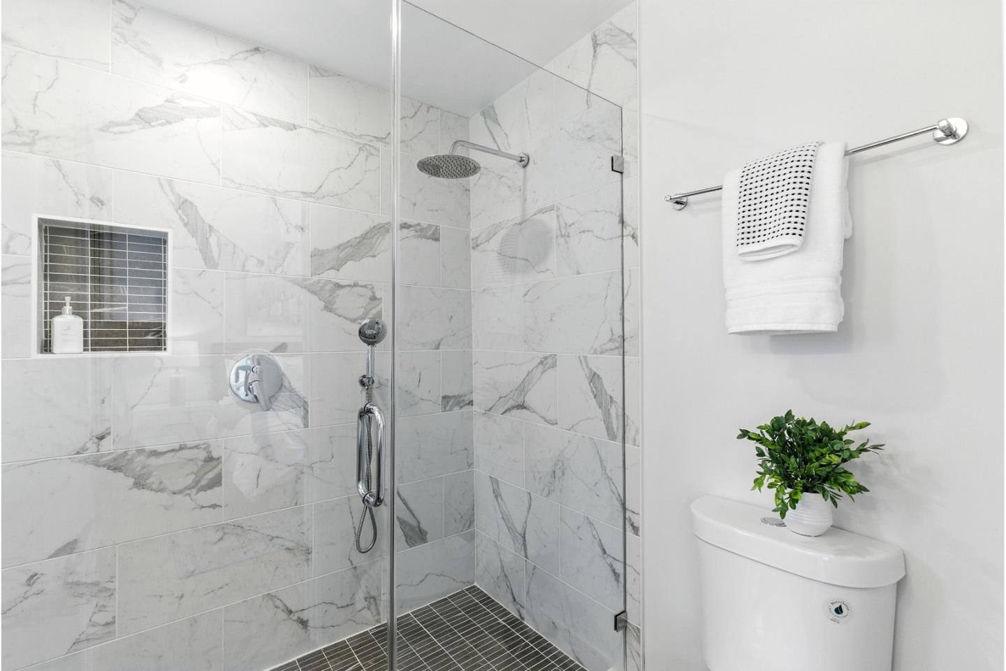 Detail Gallery Image 23 of 56 For 2020 Helena Way, Redwood City,  CA 94061 - 4 Beds | 2 Baths