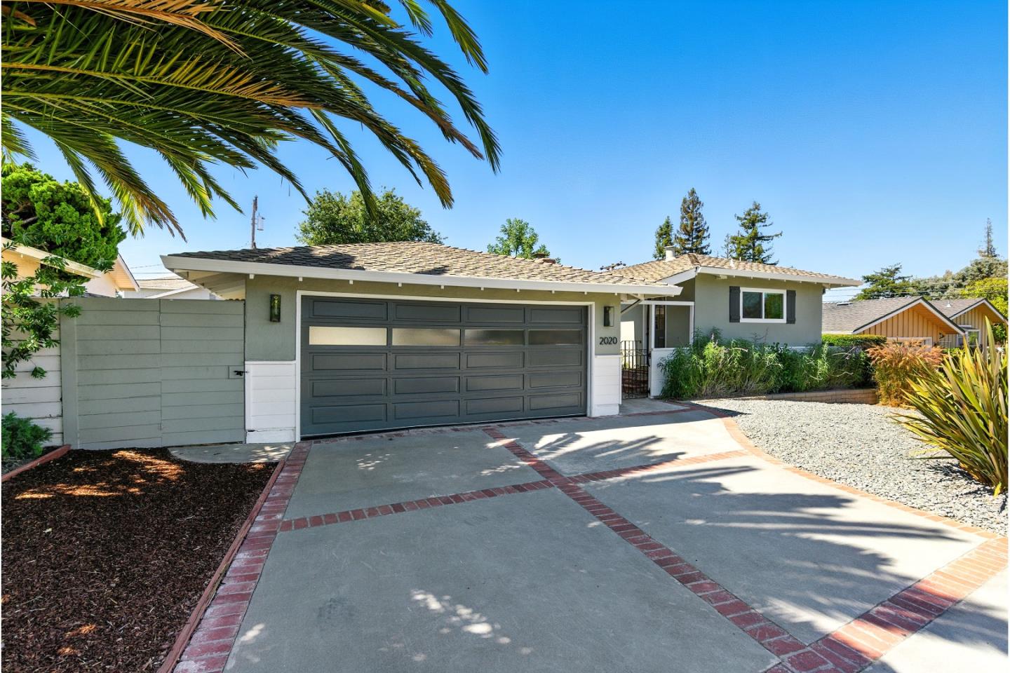 Detail Gallery Image 3 of 56 For 2020 Helena Way, Redwood City,  CA 94061 - 4 Beds | 2 Baths