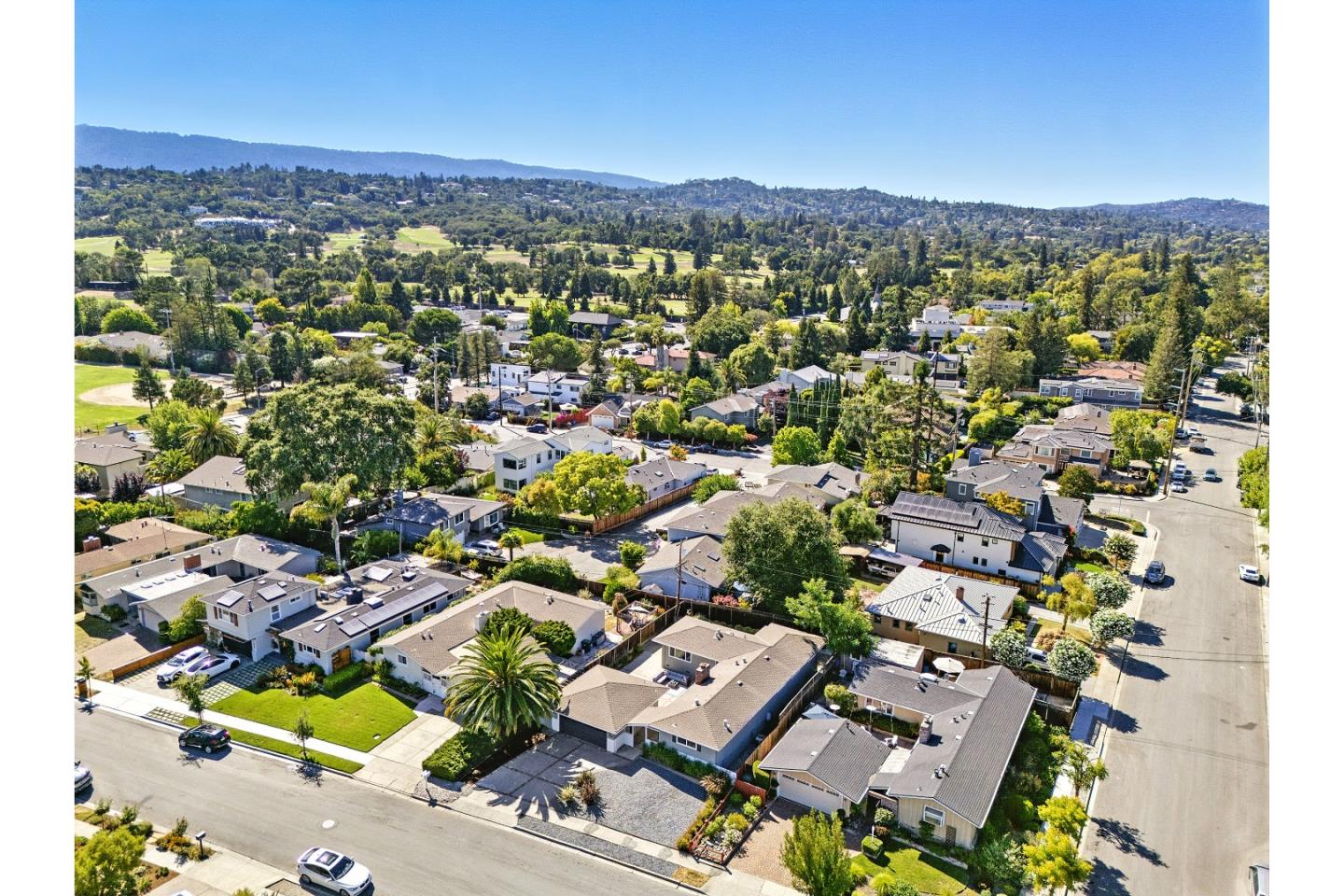 Detail Gallery Image 54 of 56 For 2020 Helena Way, Redwood City,  CA 94061 - 4 Beds | 2 Baths