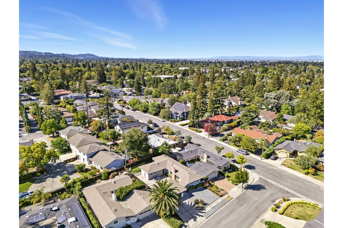 Detail Gallery Image 55 of 56 For 2020 Helena Way, Redwood City,  CA 94061 - 4 Beds | 2 Baths