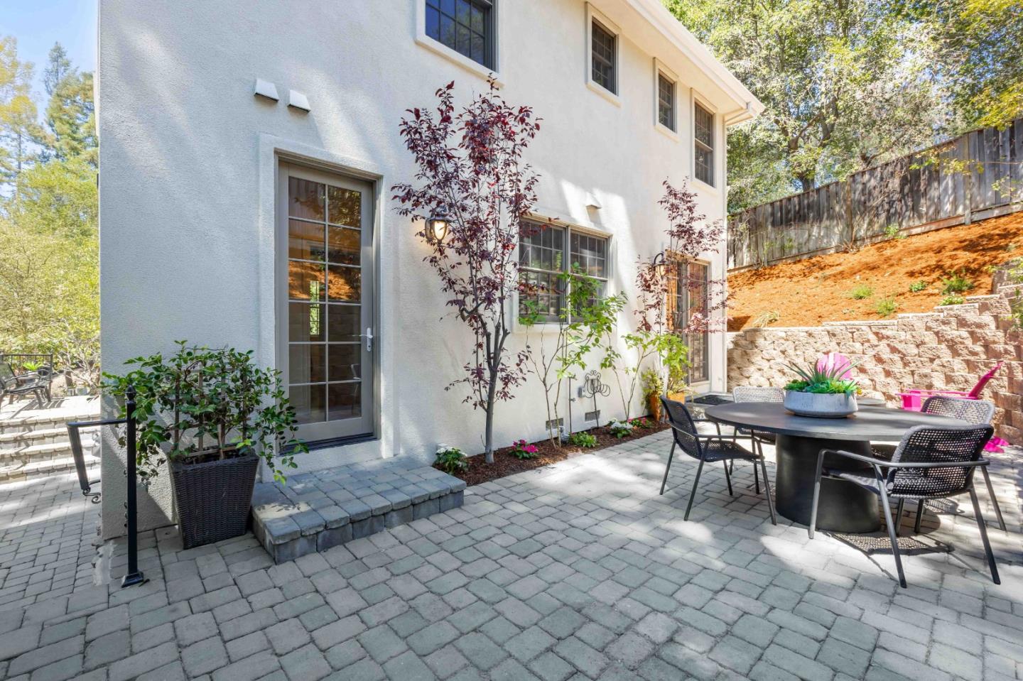 Detail Gallery Image 19 of 19 For 11722 Putter Way, Los Altos,  CA 94024 - 3 Beds | 2/1 Baths