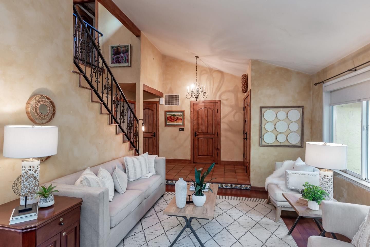 Detail Gallery Image 7 of 32 For 12467 Creekview Ct, San Martin,  CA 95046 - 4 Beds | 3 Baths