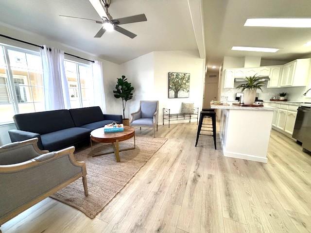 Detail Gallery Image 11 of 24 For 26 Timber Cove Dr #26,  Campbell,  CA 95008 - 3 Beds | 2 Baths