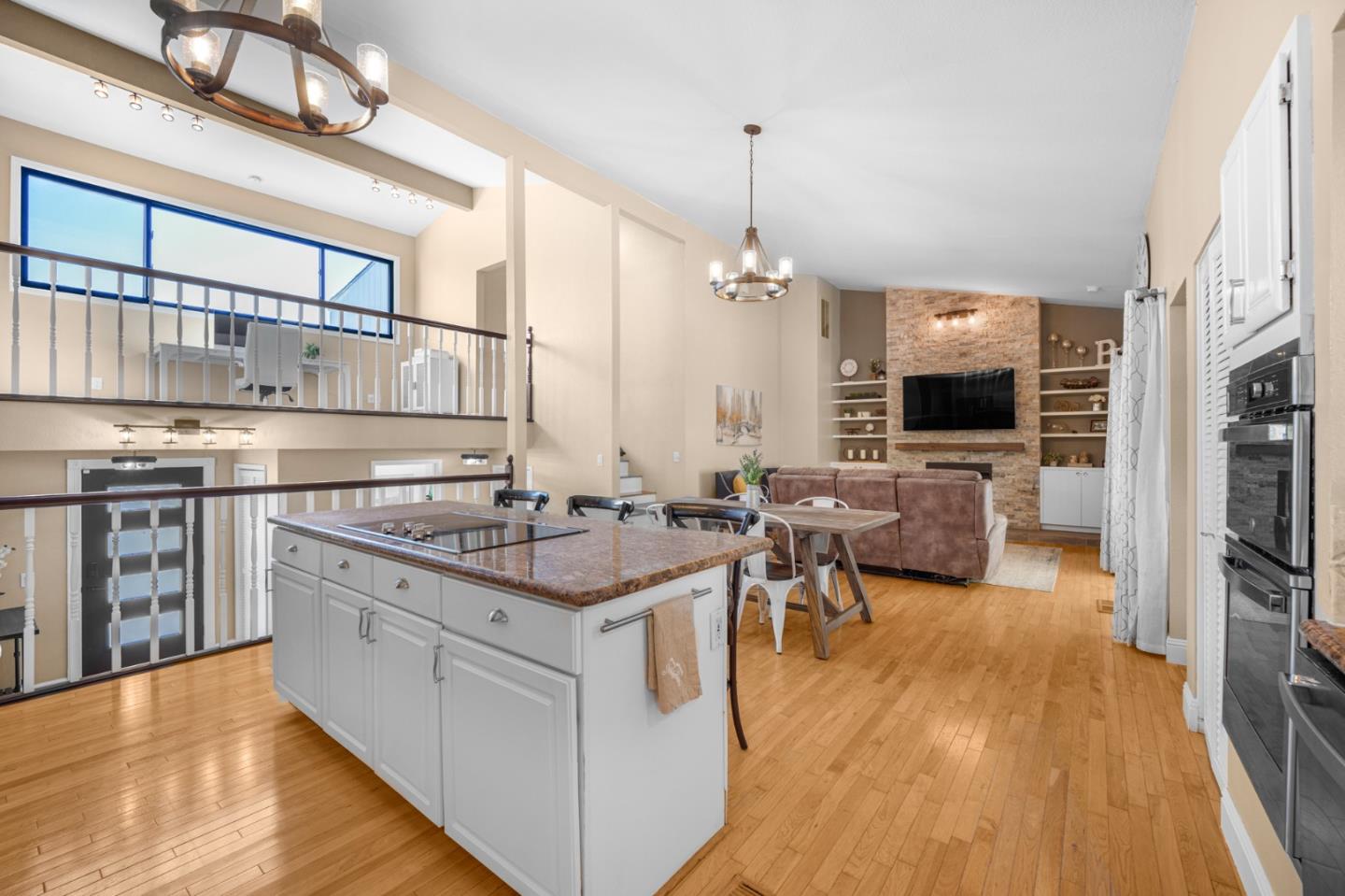 Detail Gallery Image 11 of 45 For 1620 Welburn Ave, Gilroy,  CA 95020 - 3 Beds | 2/1 Baths