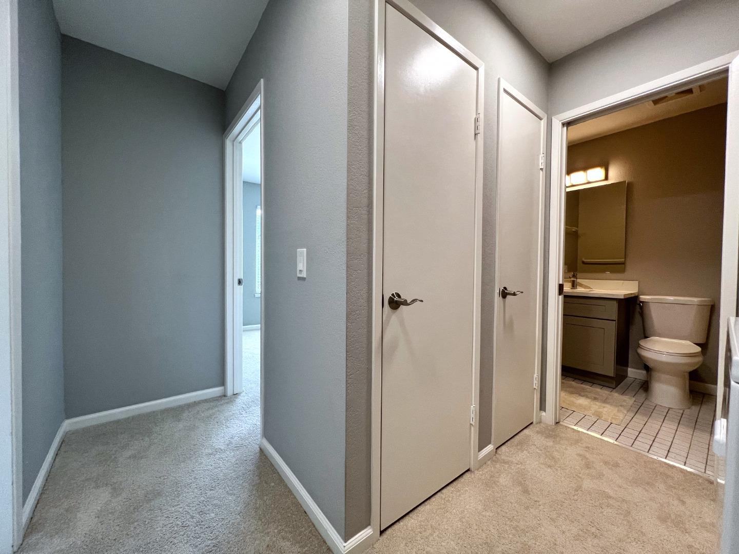 Detail Gallery Image 16 of 30 For 2599 Easton Ln #108,  San Jose,  CA 95133 - 2 Beds | 2 Baths