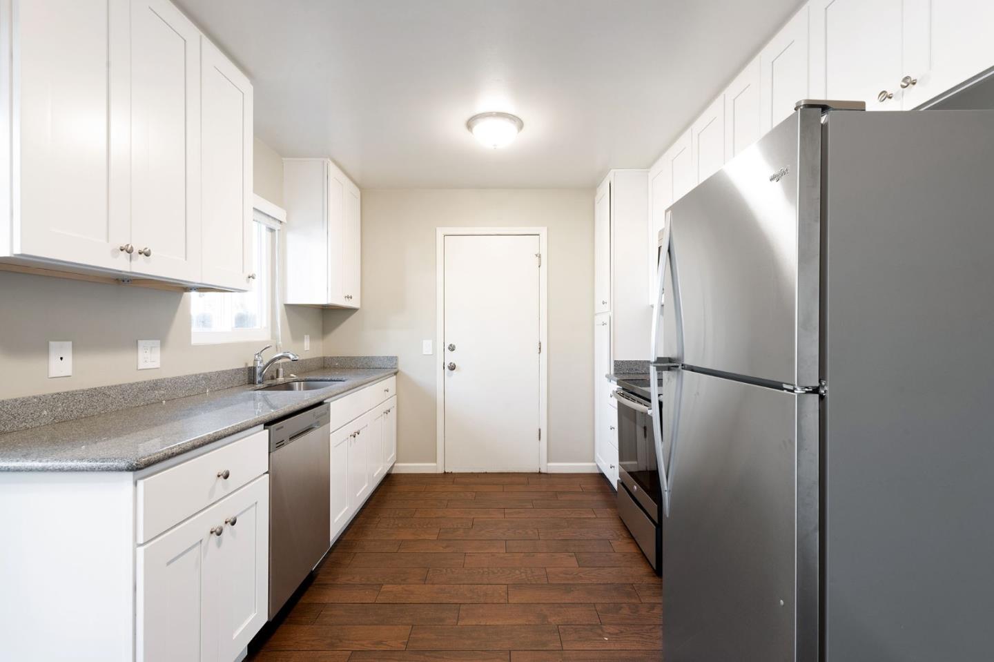 Detail Gallery Image 11 of 14 For 1005 Jones Ct, Redwood City,  CA 94063 - – Beds | – Baths