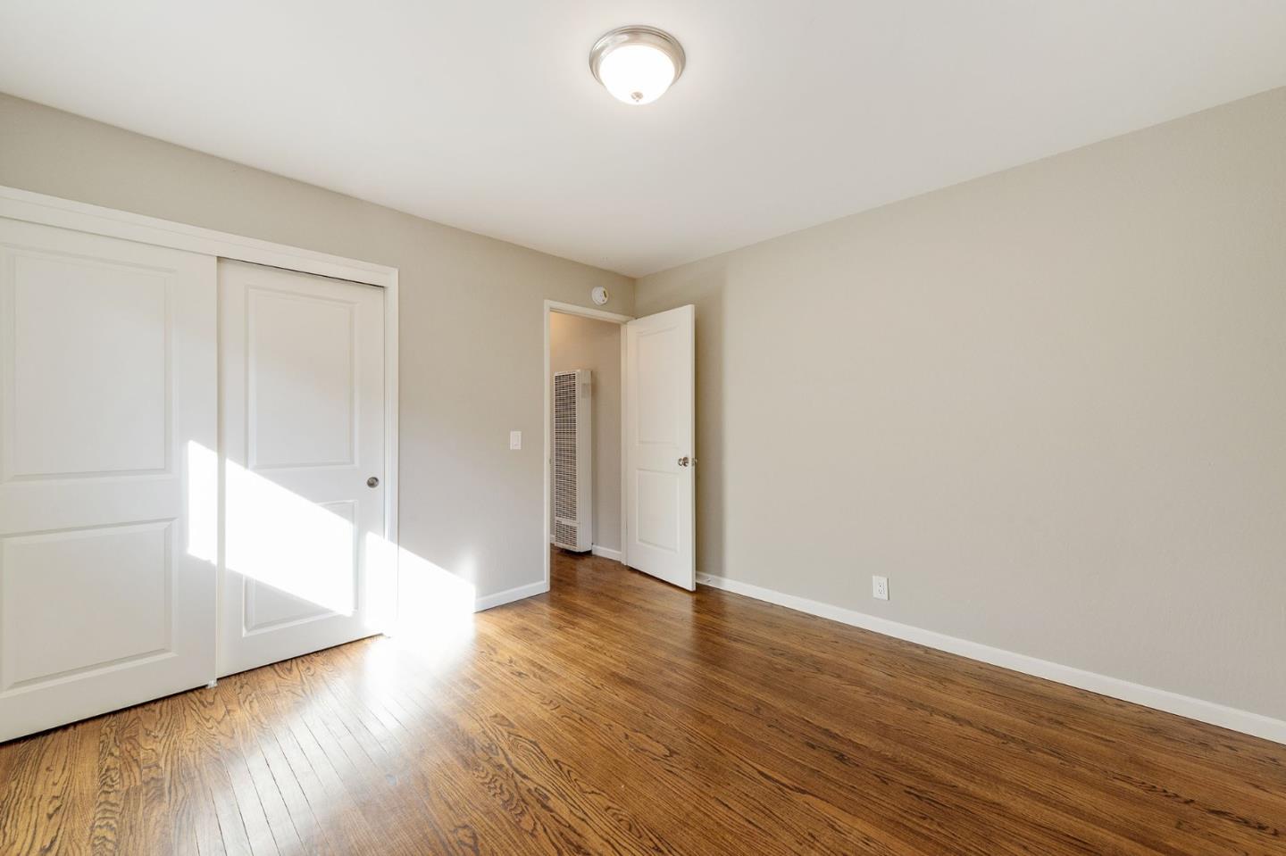 Detail Gallery Image 12 of 14 For 1005 Jones Ct, Redwood City,  CA 94063 - – Beds | – Baths