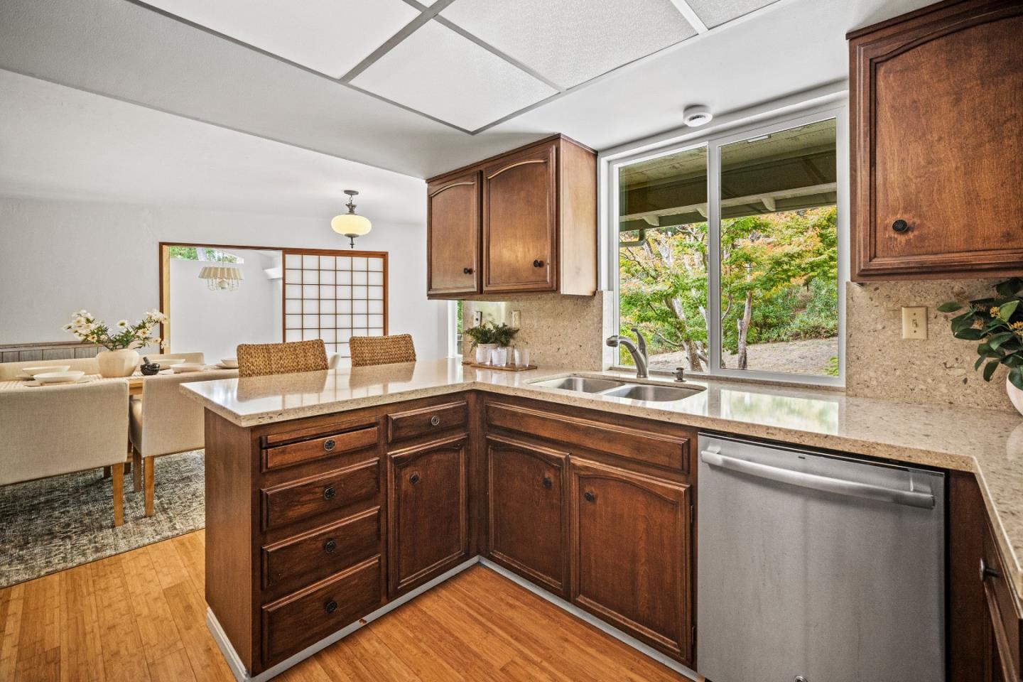 Detail Gallery Image 15 of 42 For 10 Wyndemere Vale, Monterey,  CA 93940 - 3 Beds | 2 Baths