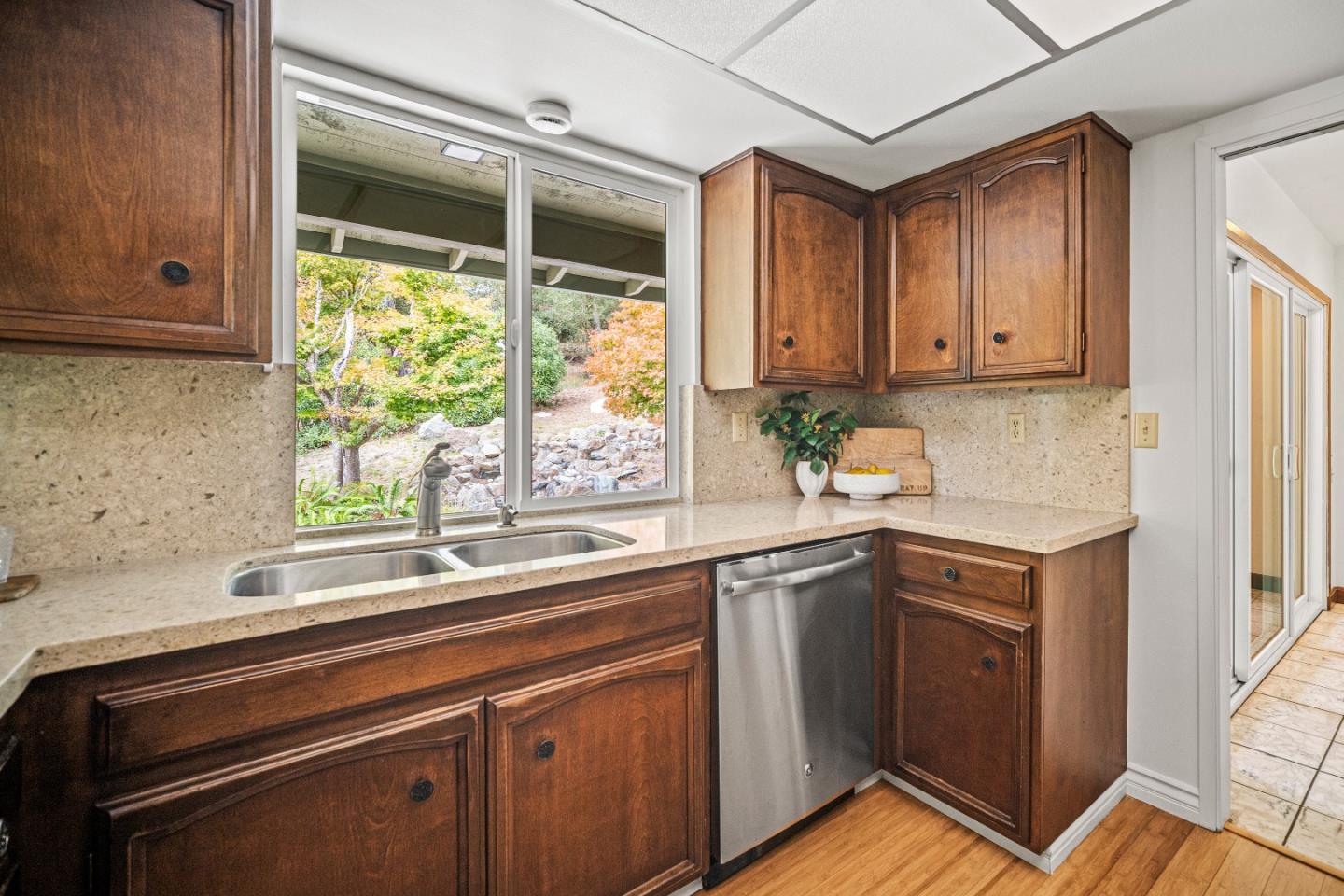 Detail Gallery Image 26 of 42 For 10 Wyndemere Vale, Monterey,  CA 93940 - 3 Beds | 2 Baths