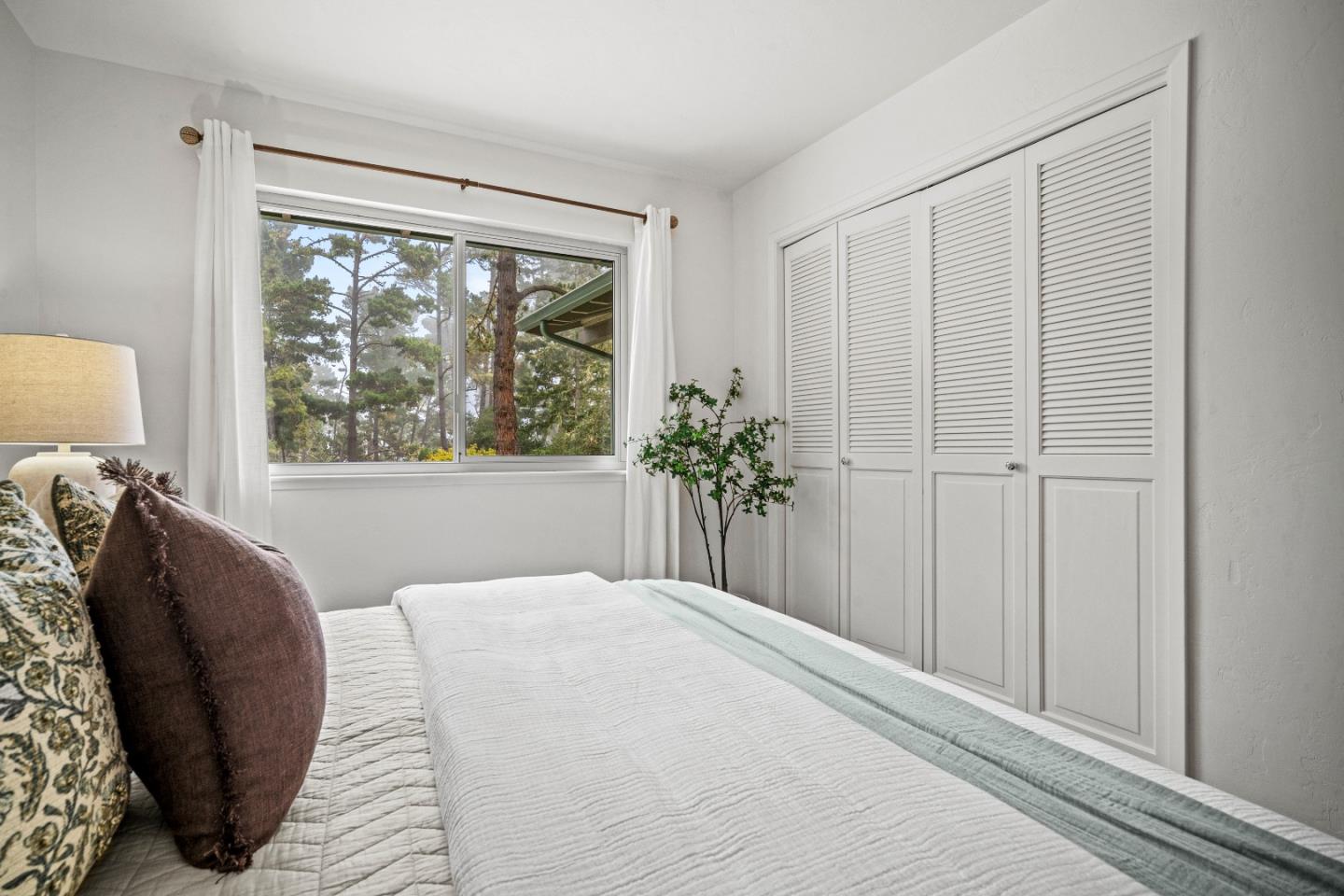 Detail Gallery Image 31 of 42 For 10 Wyndemere Vale, Monterey,  CA 93940 - 3 Beds | 2 Baths
