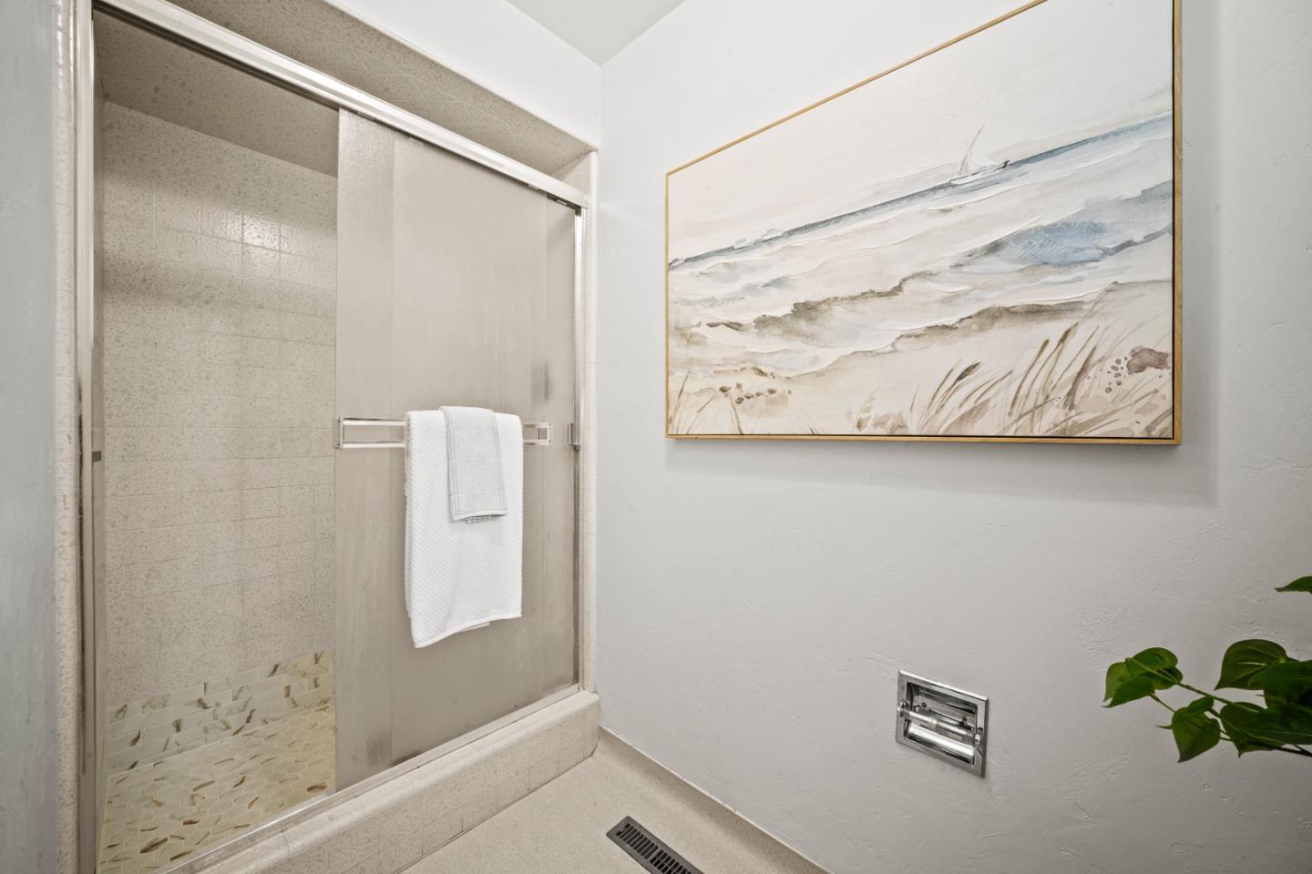 Detail Gallery Image 39 of 42 For 10 Wyndemere Vale, Monterey,  CA 93940 - 3 Beds | 2 Baths