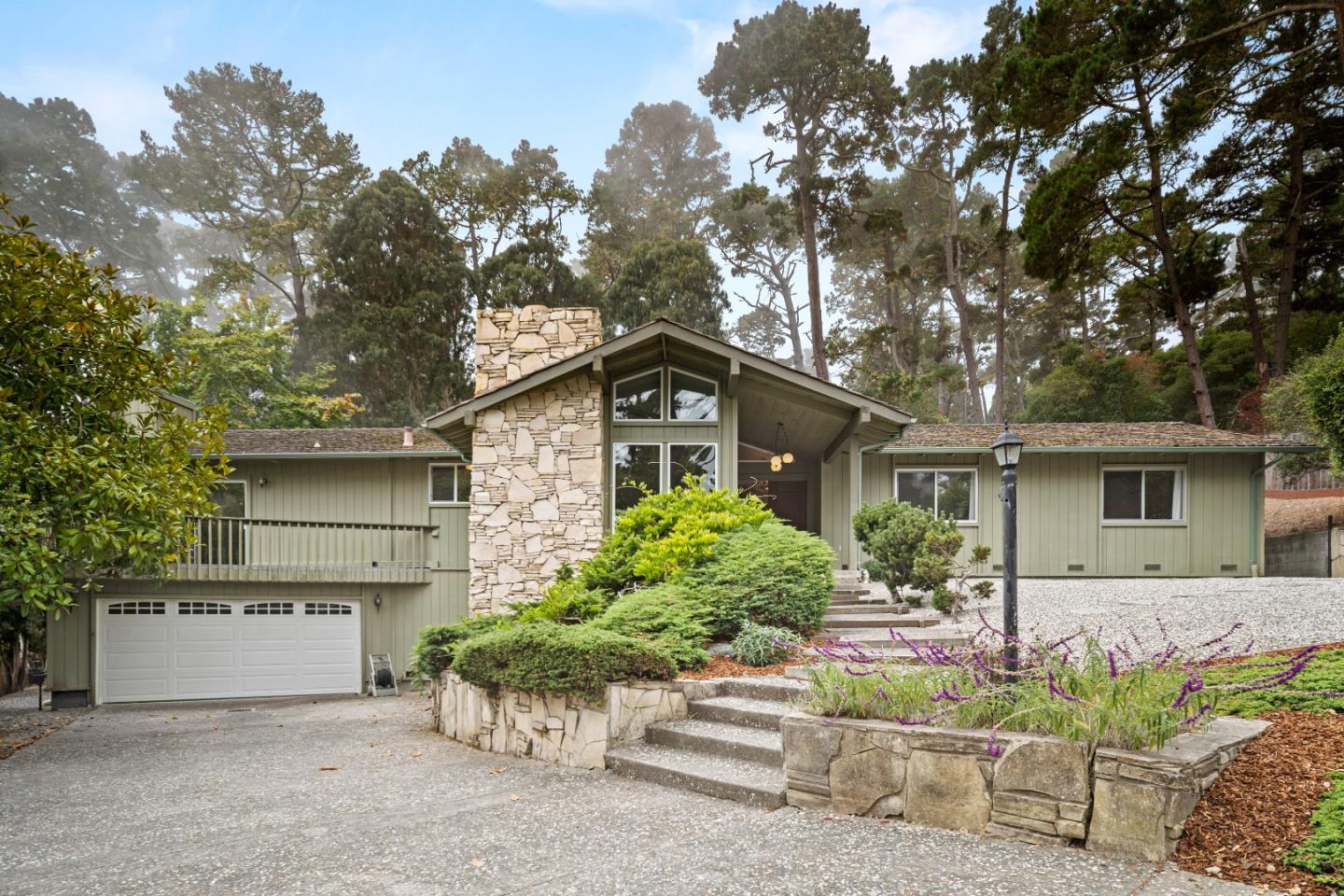 Detail Gallery Image 43 of 43 For 10 Wyndemere Vale, Monterey,  CA 93940 - 3 Beds | 2 Baths