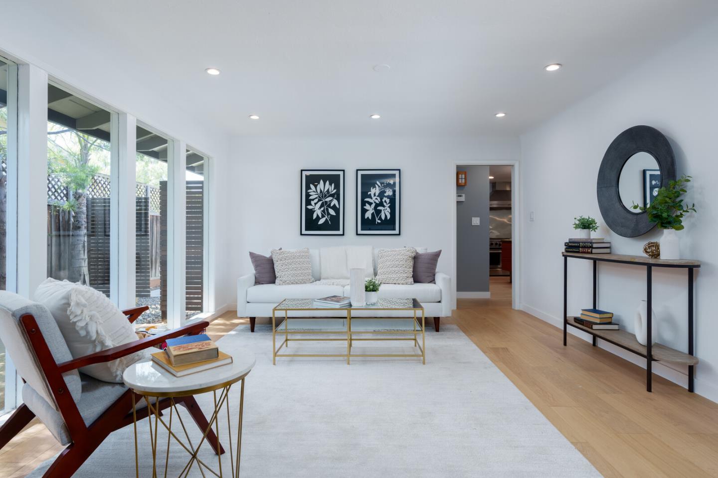 Detail Gallery Image 7 of 26 For 1981 Newcastle Dr, Los Altos,  CA 94024 - 4 Beds | 2/1 Baths