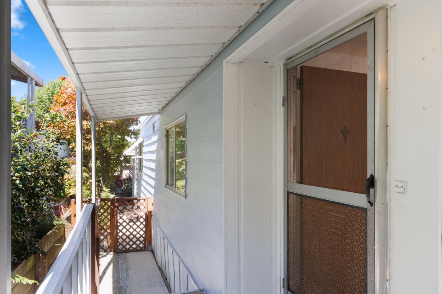 Detail Gallery Image 2 of 80 For 444 Whispering Pines Dr #89,  Scotts Valley,  CA 95066 - 2 Beds | 2 Baths