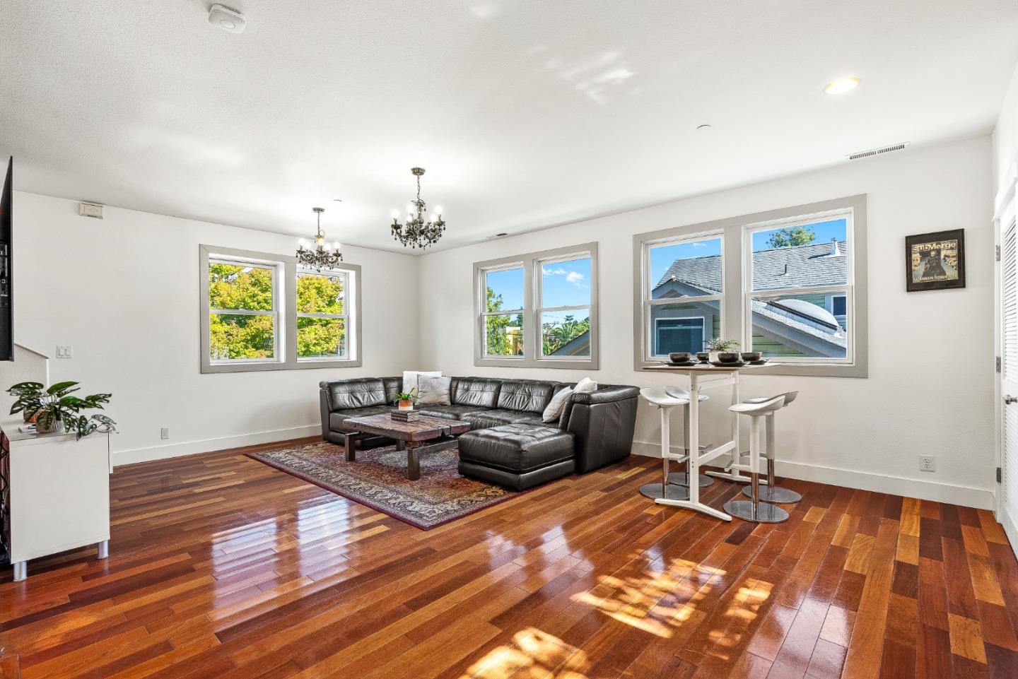 Detail Gallery Image 13 of 37 For 411 Broadway #B,  Santa Cruz,  CA 95060 - 3 Beds | 2 Baths