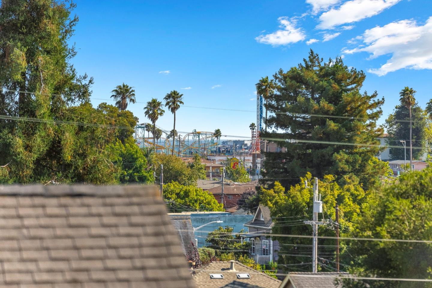 Detail Gallery Image 20 of 37 For 411 Broadway #B,  Santa Cruz,  CA 95060 - 3 Beds | 2 Baths
