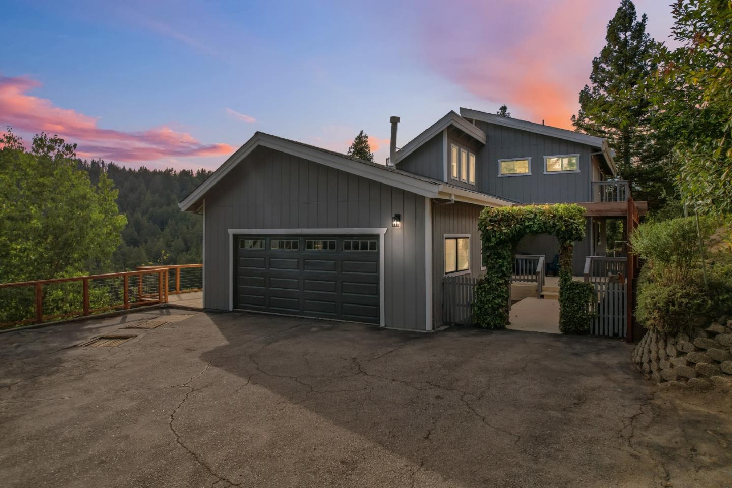 Detail Gallery Image 2 of 45 For 500 Troy Rd, Boulder Creek,  CA 95006 - 3 Beds | 2 Baths