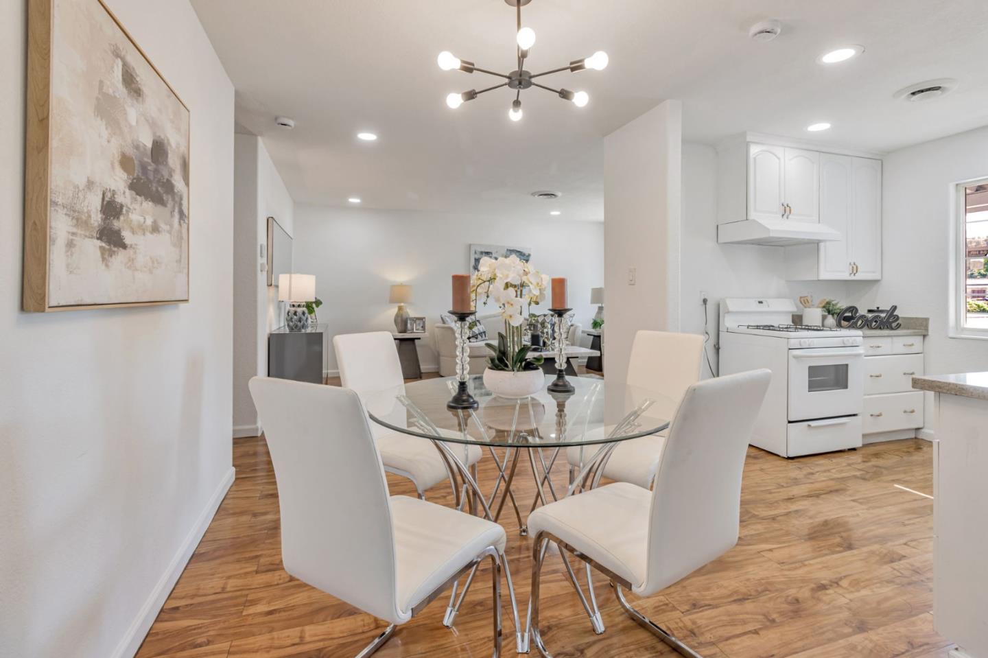 Detail Gallery Image 17 of 38 For 4692 Symphony Ln, San Jose,  CA 95111 - 3 Beds | 2 Baths