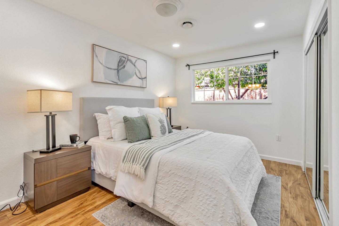 Detail Gallery Image 22 of 38 For 4692 Symphony Ln, San Jose,  CA 95111 - 3 Beds | 2 Baths