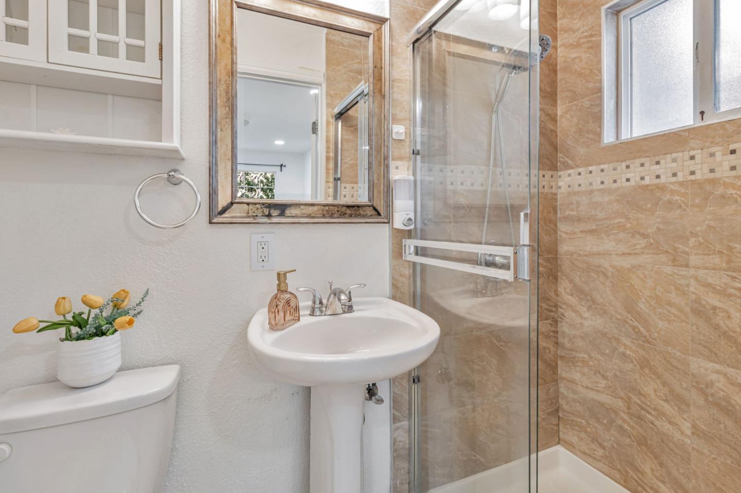 Detail Gallery Image 25 of 38 For 4692 Symphony Ln, San Jose,  CA 95111 - 3 Beds | 2 Baths